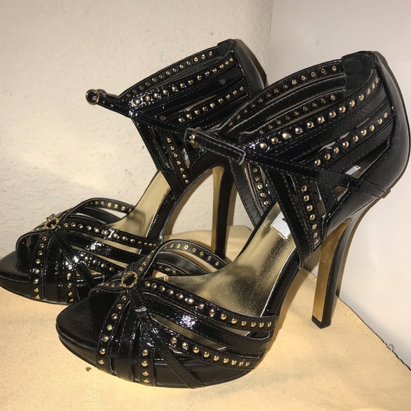 Steve Madden Black w/ Gold Studs - Picture 1 of 6